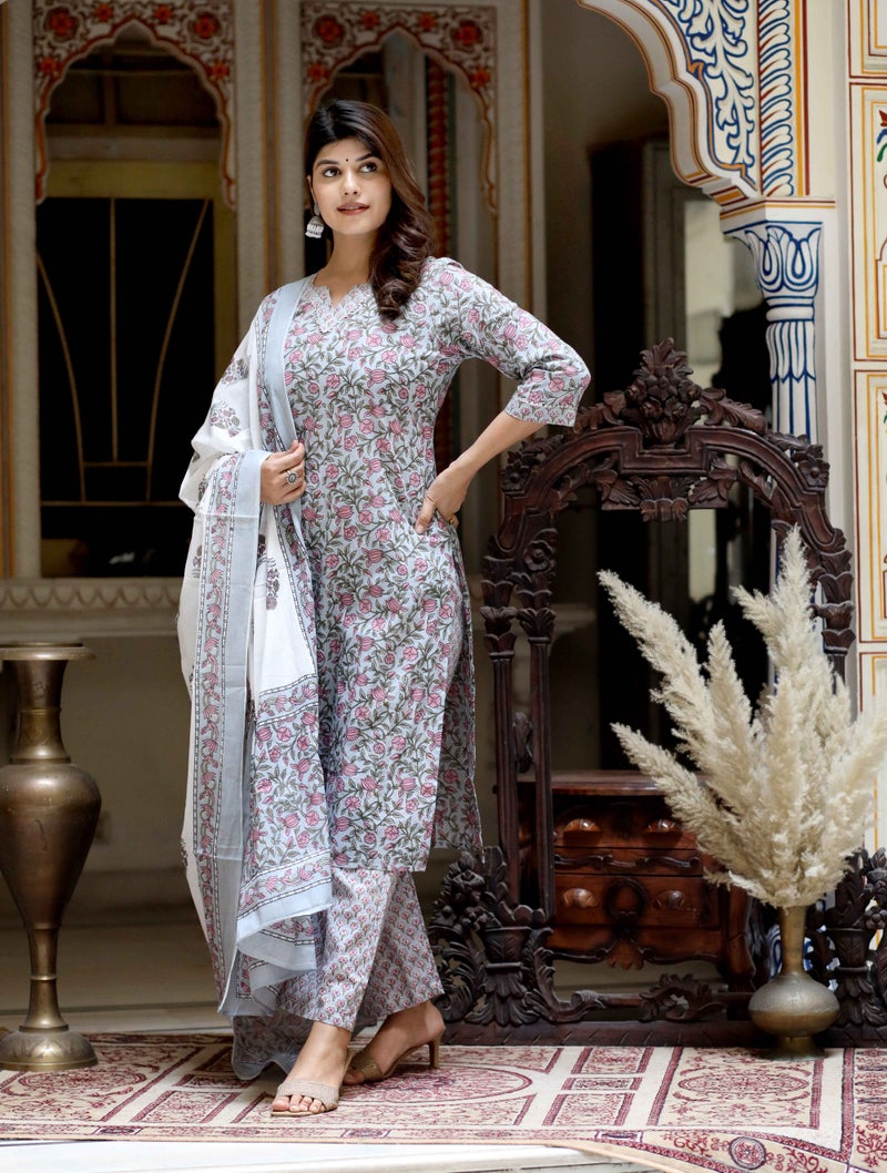 Miravan Women's Blue Cotton Kurta Set for Women - Image 3